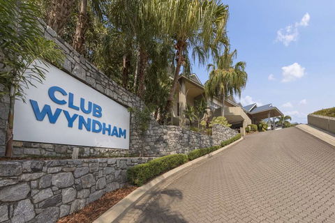 Club Wyndham Airlie Beach - eAccommodation 0