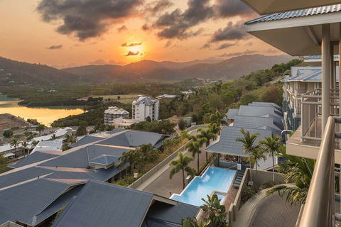 Club Wyndham Airlie Beach - eAccommodation 1