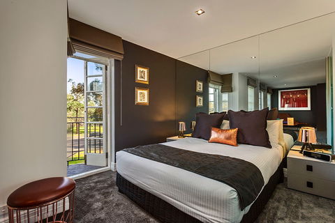 Quest East Melbourne - eAccommodation 3