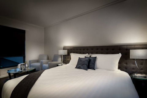 Crest on Park - eAccommodation 7