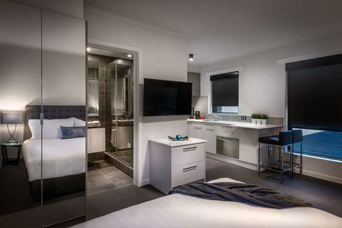 Crest on Park - eAccommodation 10