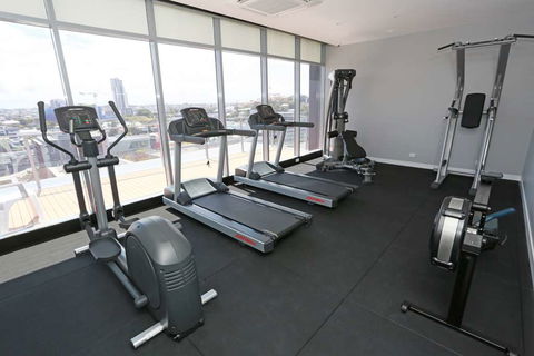 Alex Perry Hotel and Apartments - eAccommodation 12