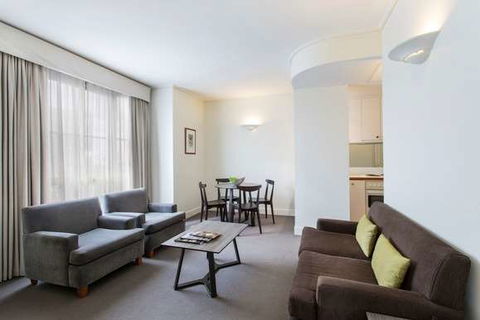 Mantra on Jolimont - eAccommodation 7