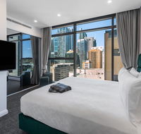 Meriton Suites Sussex Street Sydney - eAccommodation