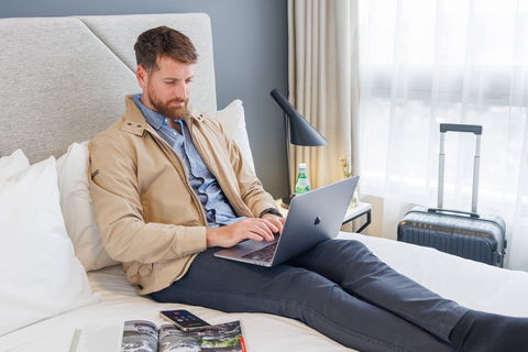 Meriton Suites Zetland - eAccommodation 1