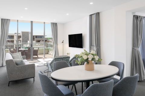 Meriton Suites Zetland - eAccommodation 12