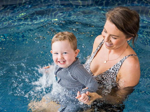 Novotel Sydney Darling Square - eAccommodation 6