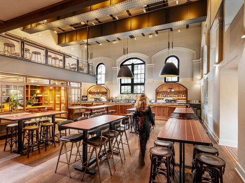 Novotel Sydney Darling Square - eAccommodation 12