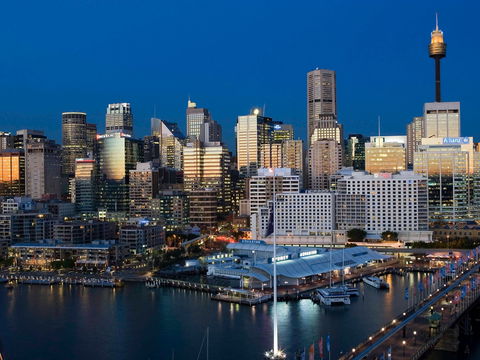 Novotel Sydney Darling Square - eAccommodation 15