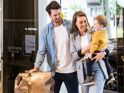 Novotel Sydney Darling Square - eAccommodation 16