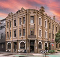 The Vulcan Hotel - eAccommodation