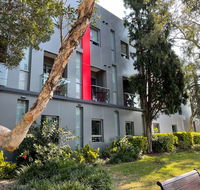 Best Western Plus Camperdown Suites - eAccommodation