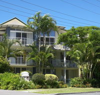 Noosa Outrigger Beach Resort - eAccommodation