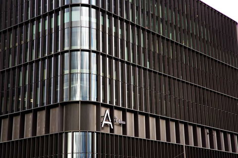 A By Adina Canberra - eAccommodation 1