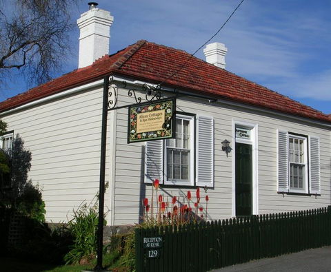 Alice's Cottages - eAccommodation 0