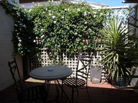 Admiralty Inn - eAccommodation 1