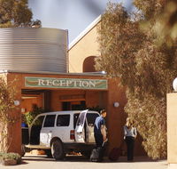 Mud Hut Motel - eAccommodation