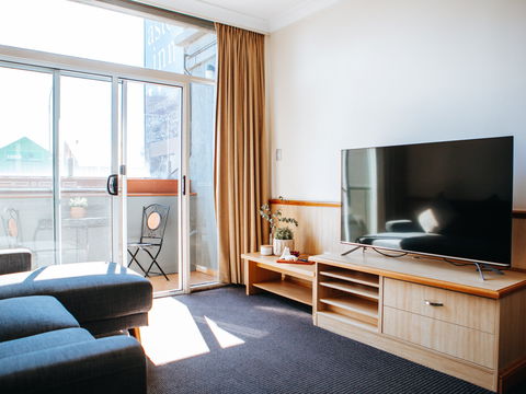 Astor Inn - eAccommodation 1