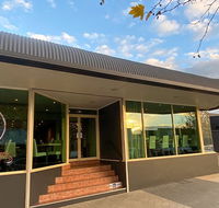 Ashton Townhouse Motel  Suites Tumut - eAccommodation