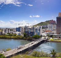 Hotel Grand Chancellor Townsville - eAccommodation