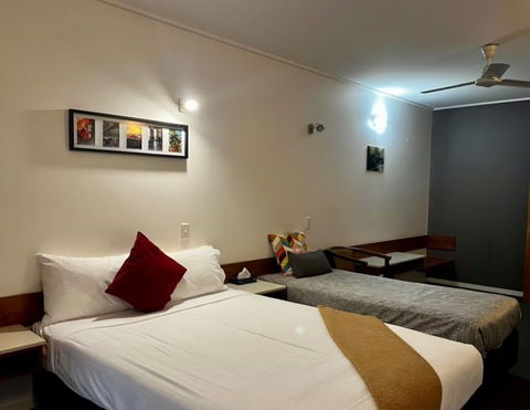 Ayr Traveller's Motel - eAccommodation 1