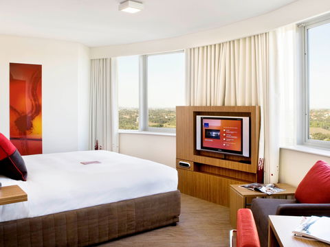Novotel Sydney Olympic Park - eAccommodation 5