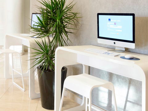 Novotel Sydney Olympic Park - eAccommodation 12