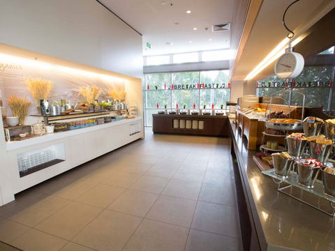 Hotel Ibis Sydney Olympic Park - eAccommodation 13