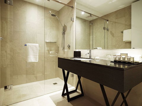 Burbury Hotel - eAccommodation 2