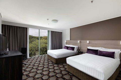 Rydges Capital Hill - eAccommodation 6