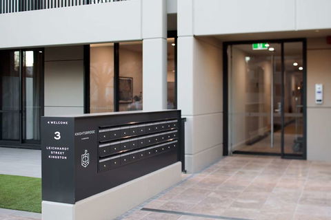 Knightsbridge Canberra - eAccommodation 2