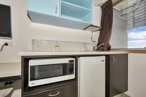 Vitina Studio Motel - eAccommodation 10