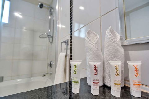 Argus Apartments Darwin - eAccommodation 8