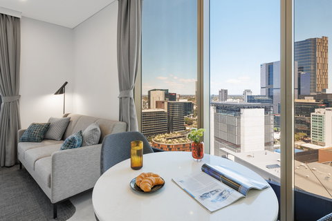 Meriton Suites George St - eAccommodation 9