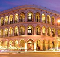 Largs Pier Hotel - eAccommodation