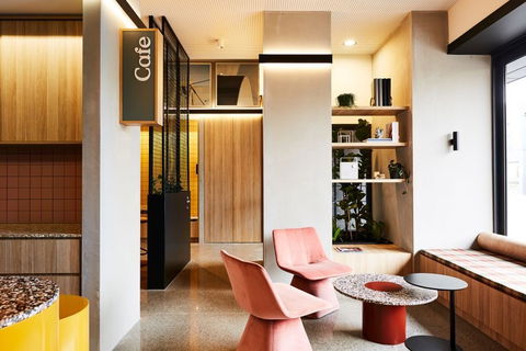 Lanbruk Apartment Hotel-Richomnd Hill - eAccommodation 2