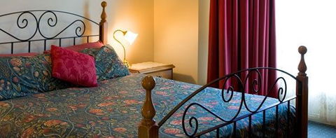 John Pirie Motor Inn - eAccommodation 0