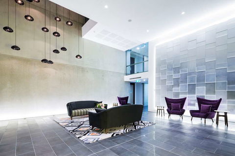 Avenue Hotel Canberra - eAccommodation 1