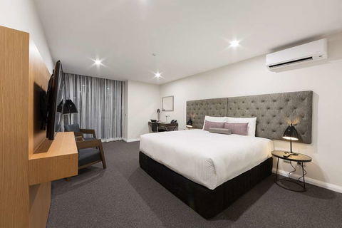 Avenue Hotel Canberra - eAccommodation 2