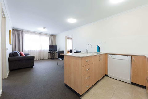 Ramada Encore by Wyndham Belconnen - eAccommodation 2