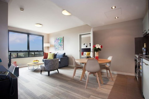 Quest Mascot - eAccommodation 2