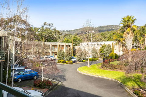 York on Lilydale Resort - eAccommodation 2