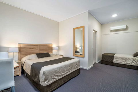 Quality Hotel Sherbourne Terrace - eAccommodation 2