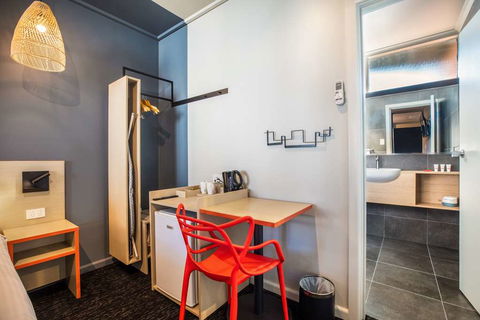 Monash Hotel - eAccommodation 2