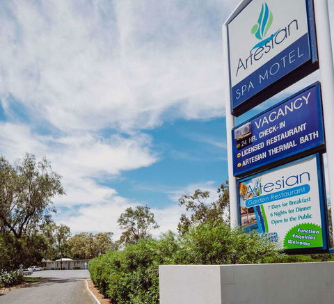 Artesian Spa Motor Inn - eAccommodation 0