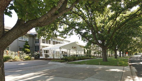 Forrest Hotel & Apartments - eAccommodation 0