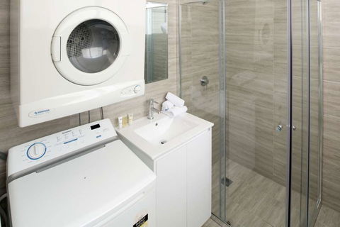 APX Apartments Parramatta - eAccommodation 7