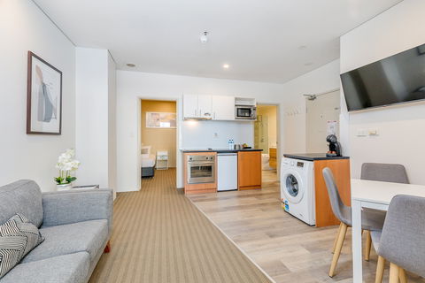 All Suites Perth - eAccommodation 9