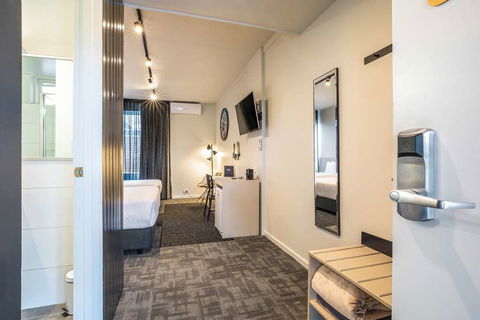 Nightcap At Keysborough Hotel - eAccommodation 7