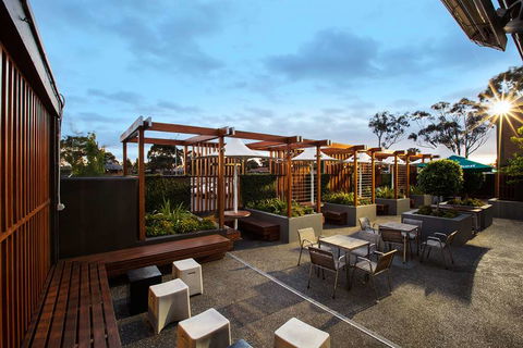 Nightcap At Keysborough Hotel - eAccommodation 9